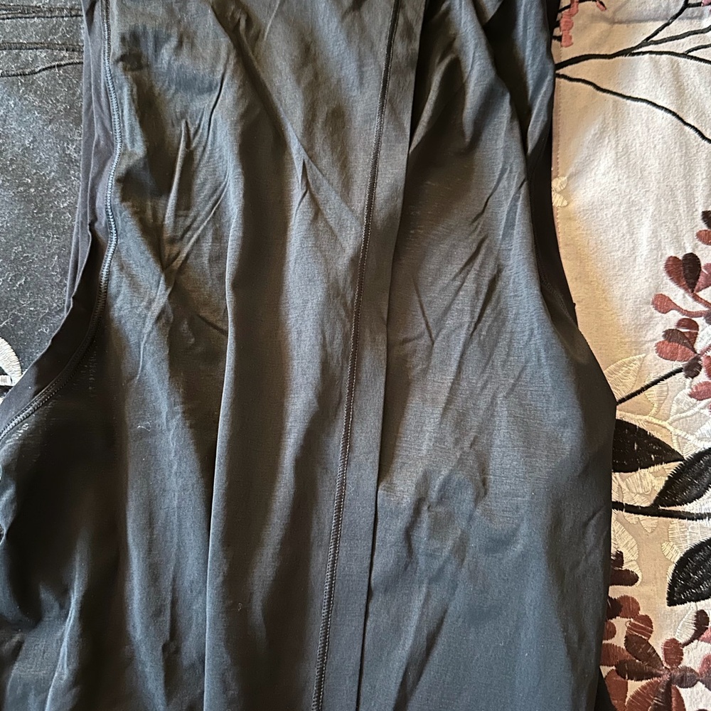 Lululemon In the Open Tank - Picture 4 of 4